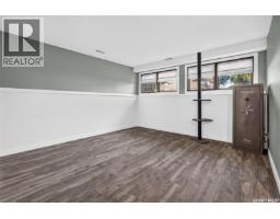 1010 9th Avenue Sw, Moose Jaw, SK S6H5X5 Photo 34