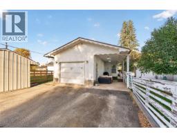 1010 9th Avenue Sw, Moose Jaw, SK S6H5X5 Photo 52