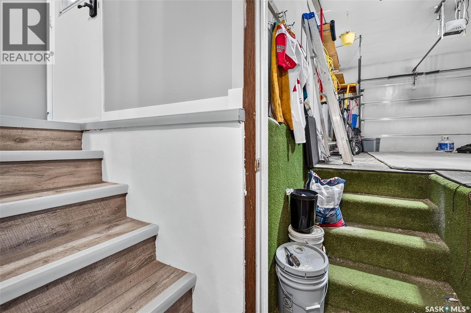 1010 9th AVENUE SW - 45