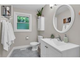 19842 Yonge Street, East Gwillimbury, ON L9N1A9 Photo 17