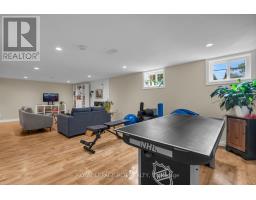 19842 Yonge Street, East Gwillimbury, ON L9N1A9 Photo 25