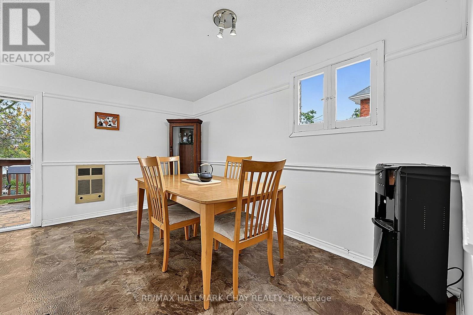 275 HARVEY STREET - 11