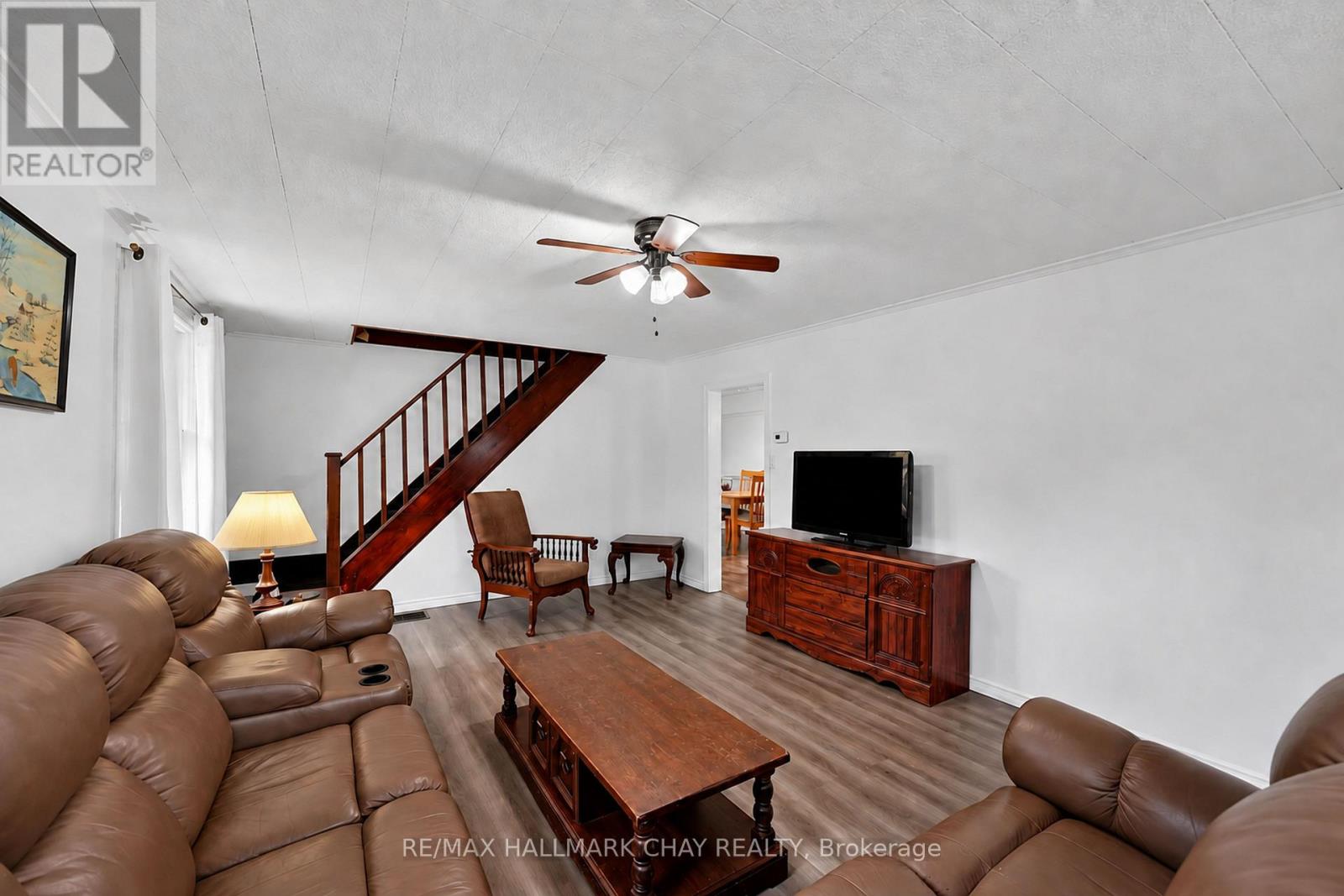 275 Harvey Street, Orillia, ON photo 9