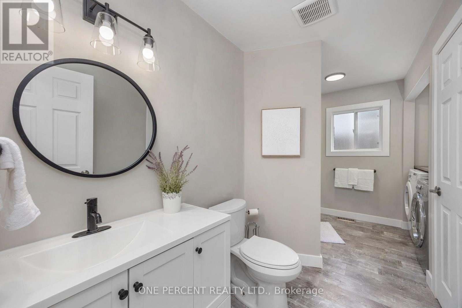 406 PETER STREET N - Image 22