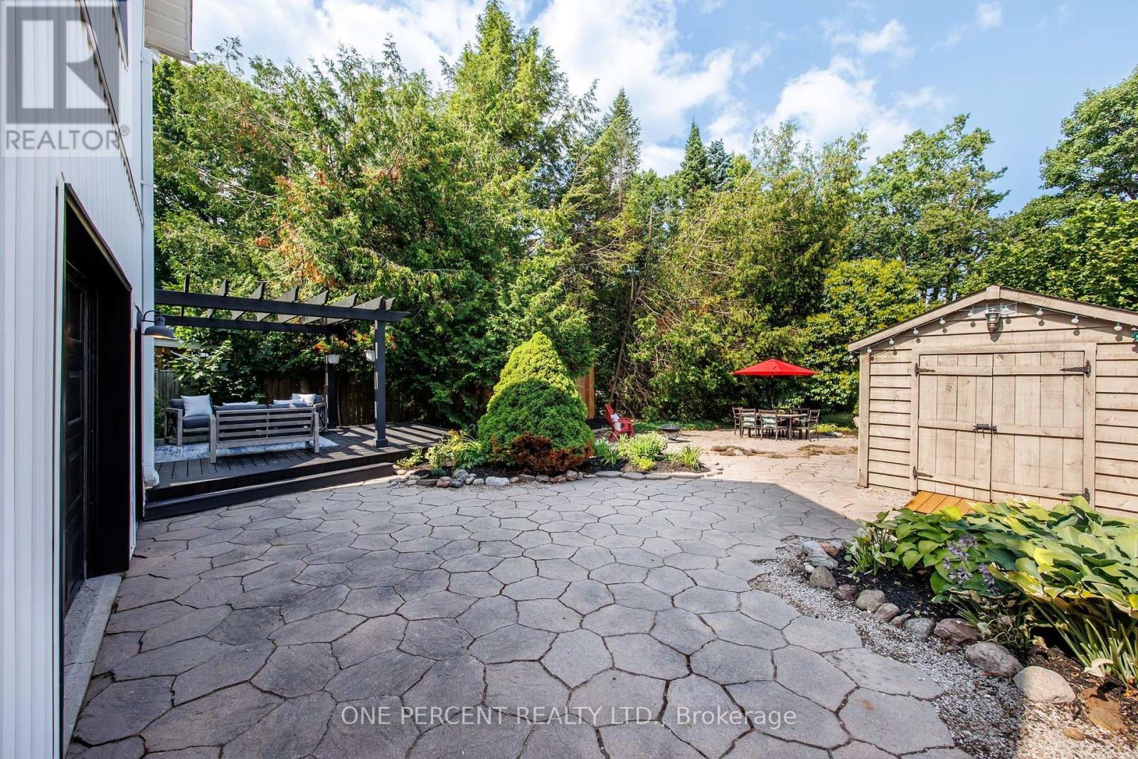 406 PETER STREET N - Image 34