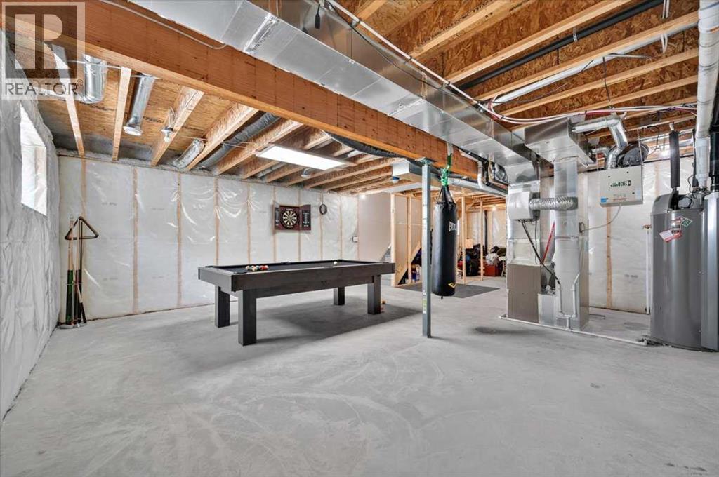 33 Yorkville Green SW - 39