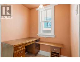 340 12 Avenue NW - photo 5