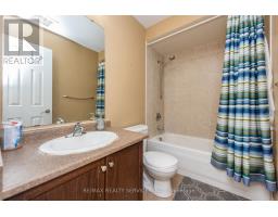 59 Beachville Circle, Brampton, ON L6X0V3 Photo 11