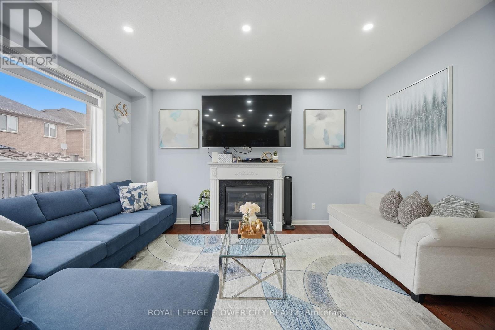 39 HADFIELD CIRCLE - 15