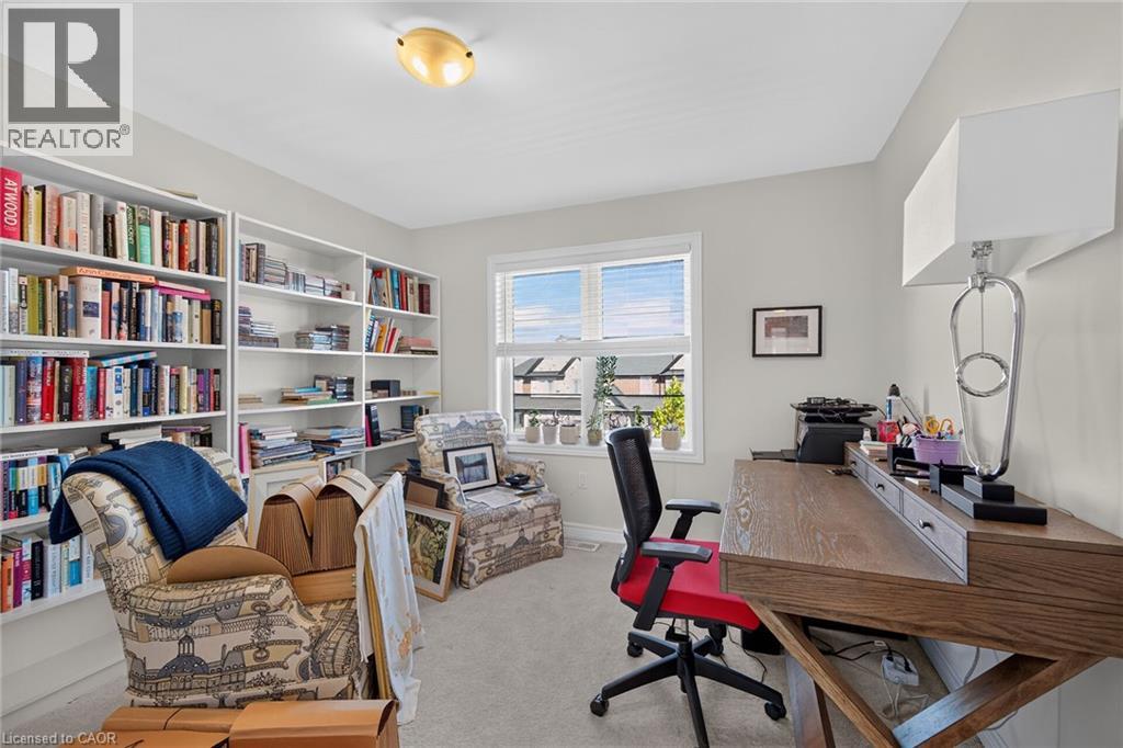 8 CALLON Drive - Image 36