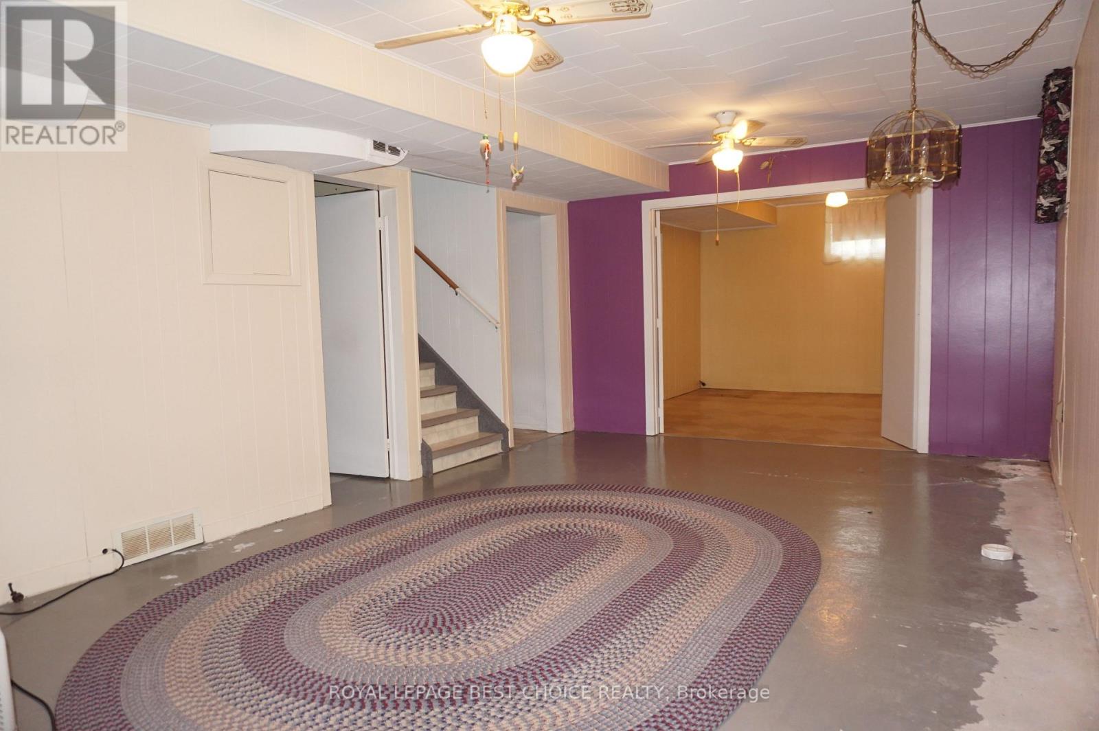 227 MERIDIAN AVENUE - 24