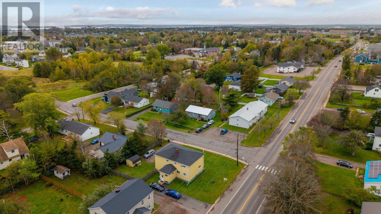 72,74,76 Parkview Drive - Image 5