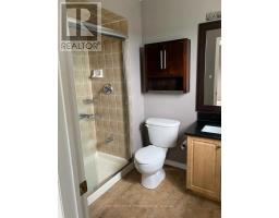69 Bloomington Drive, Cambridge, ON N1P1J5 Photo 7