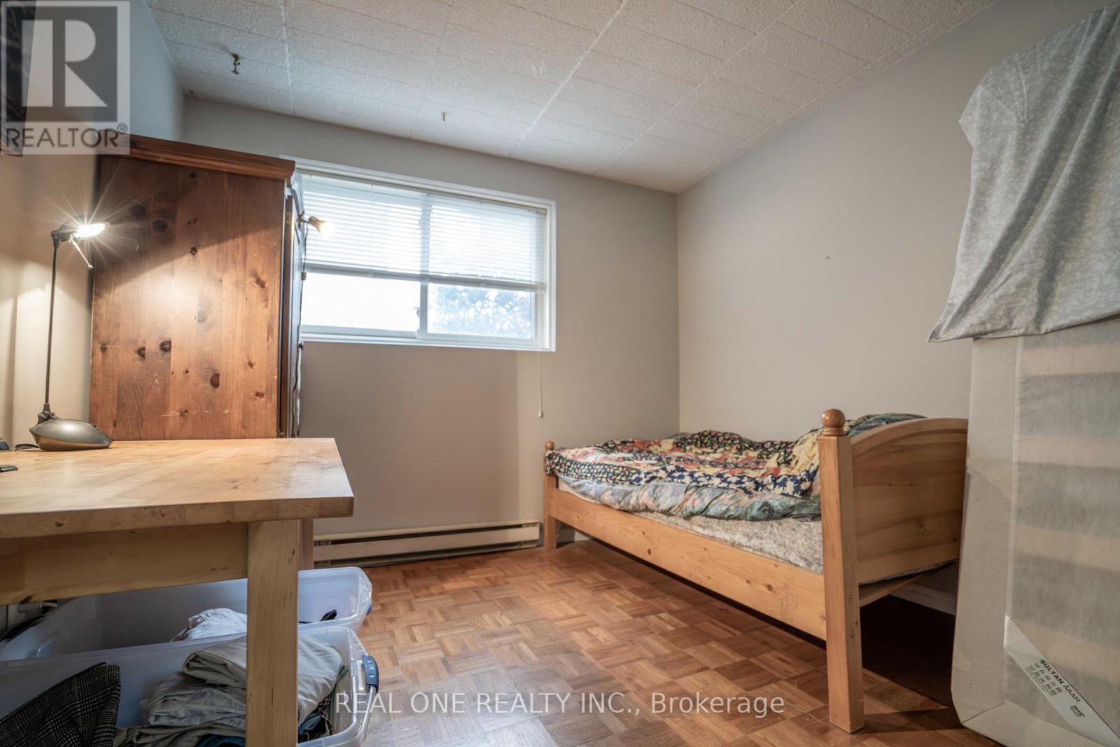 #204 6 WALTON AVENUE - Image 15