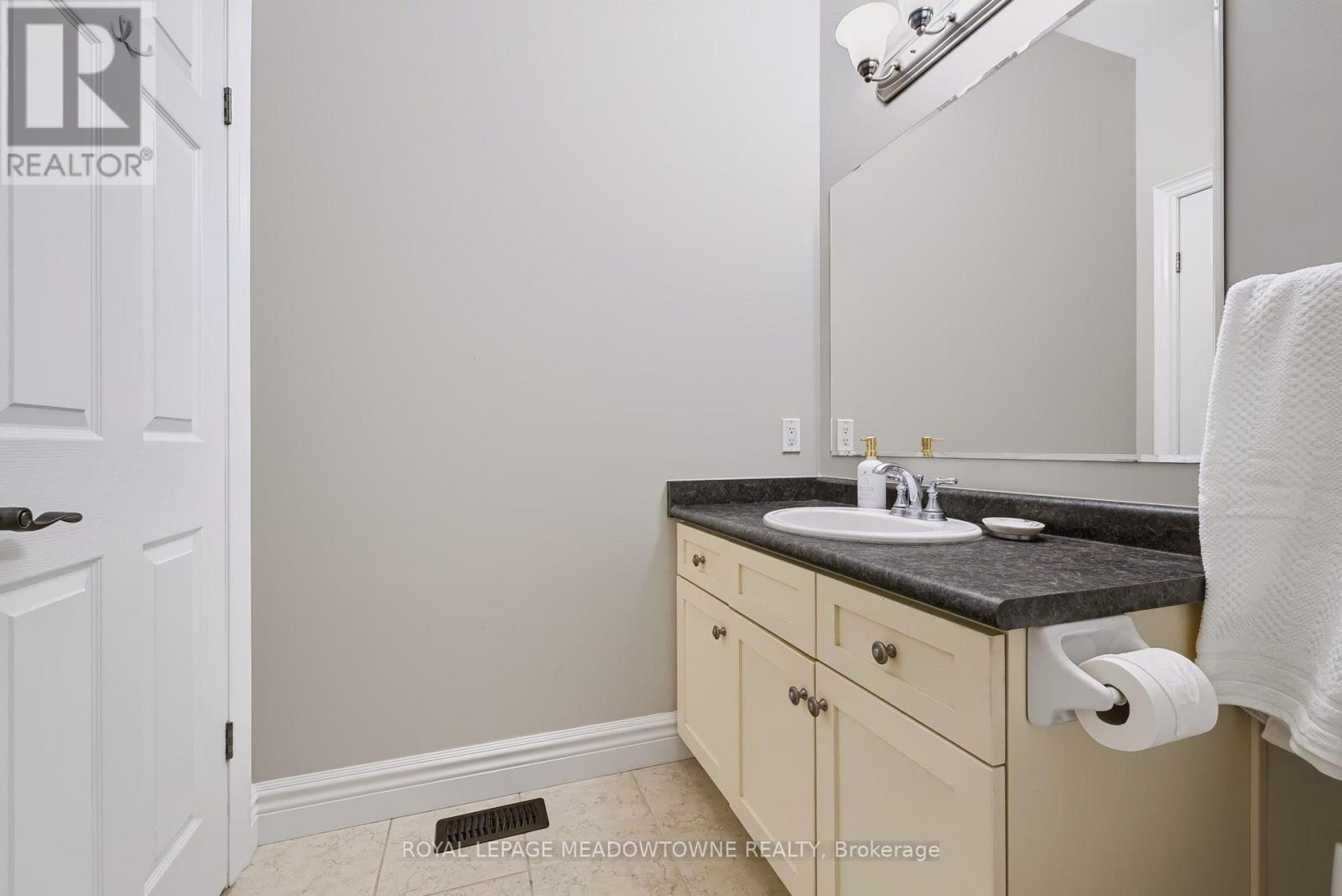 50 STEWART DRIVE - Image 34