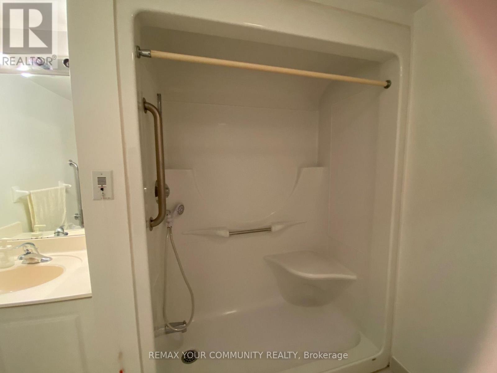 #515 3088 KENNEDY ROAD - 13