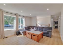 7820 Falcon Crescent, Mission, BC V2V3A9 Photo 6