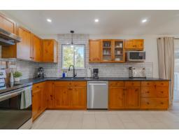 7820 Falcon Crescent, Mission, BC V2V3A9 Photo 12