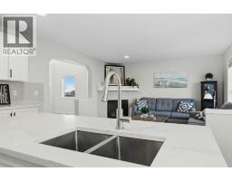 Bedroom - 15 Tuscany Reserve Bay Nw, Calgary, AB T3L0A9 Photo 8