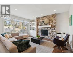 4pc Bathroom - 4012 2 Street Nw, Calgary, AB T2K0Y6 Photo 12