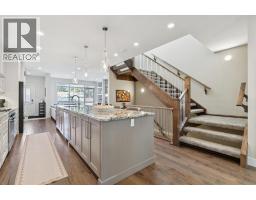 2pc Bathroom - 4012 2 Street Nw, Calgary, AB T2K0Y6 Photo 11