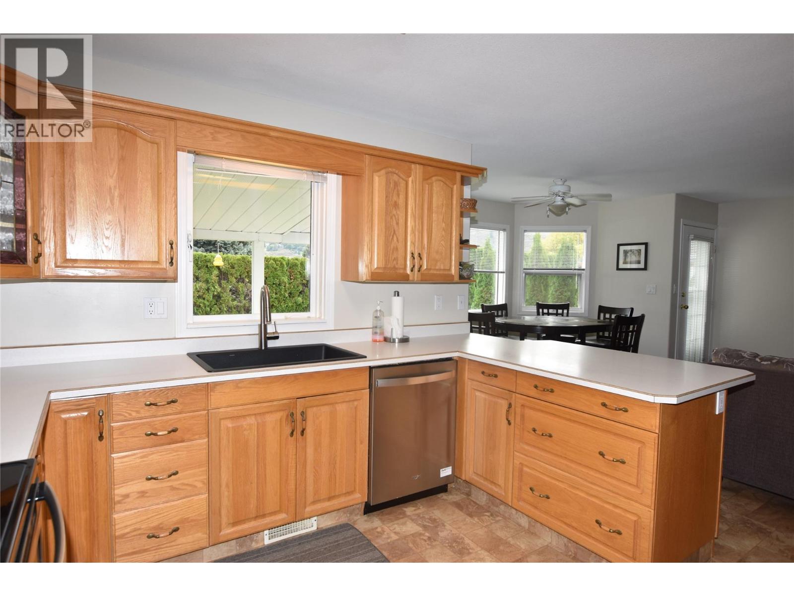 415 4 Street - Image 10