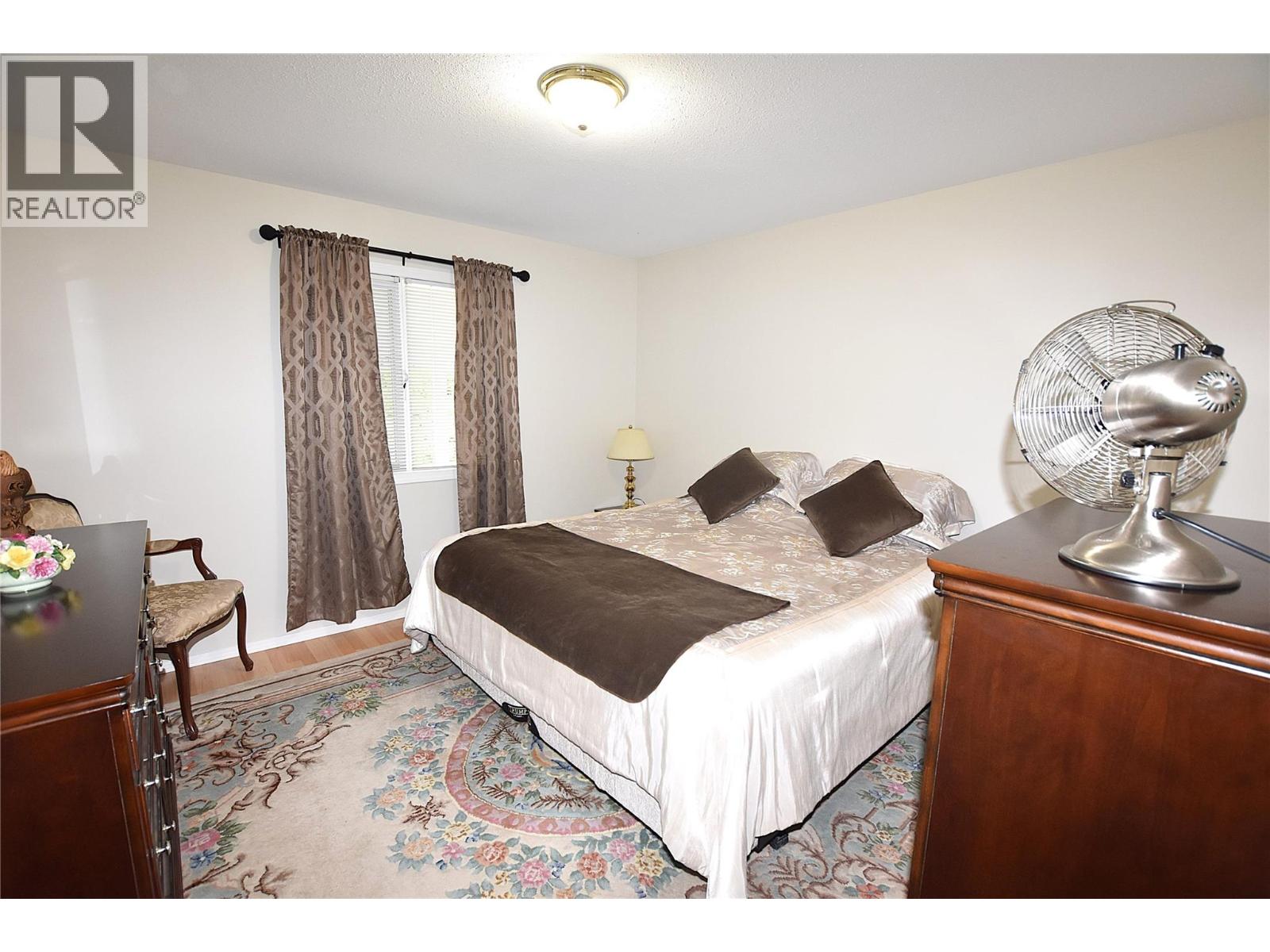 415 4 Street - Image 30
