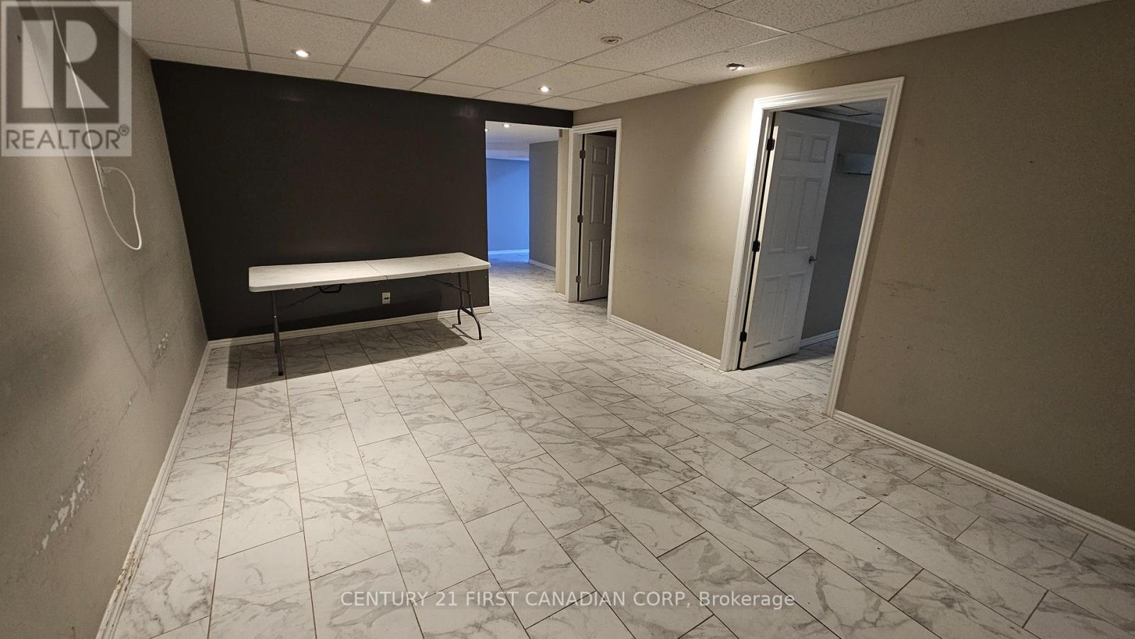 UPPER - 89 WHARNCLIFFE ROAD N, London North (North N) — photo 10