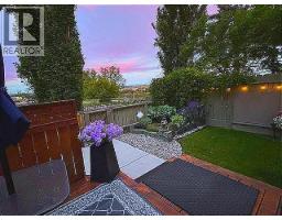 5pc Bathroom - 110s, 203 Lynnview Road Se, Calgary, AB T2C2C6 Photo 7