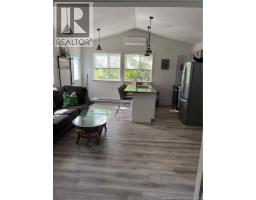 29 Railway Avenue, Pointe Du Chene, NB E4P2W6 Photo 7
