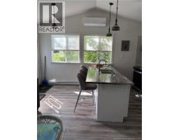 29 Railway Avenue, Pointe Du Chene, NB E4P2W6 Photo 8