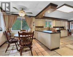 Mud room - 4832 Clarke Avenue, Lac La Hache, BC V0K1T0 Photo 12