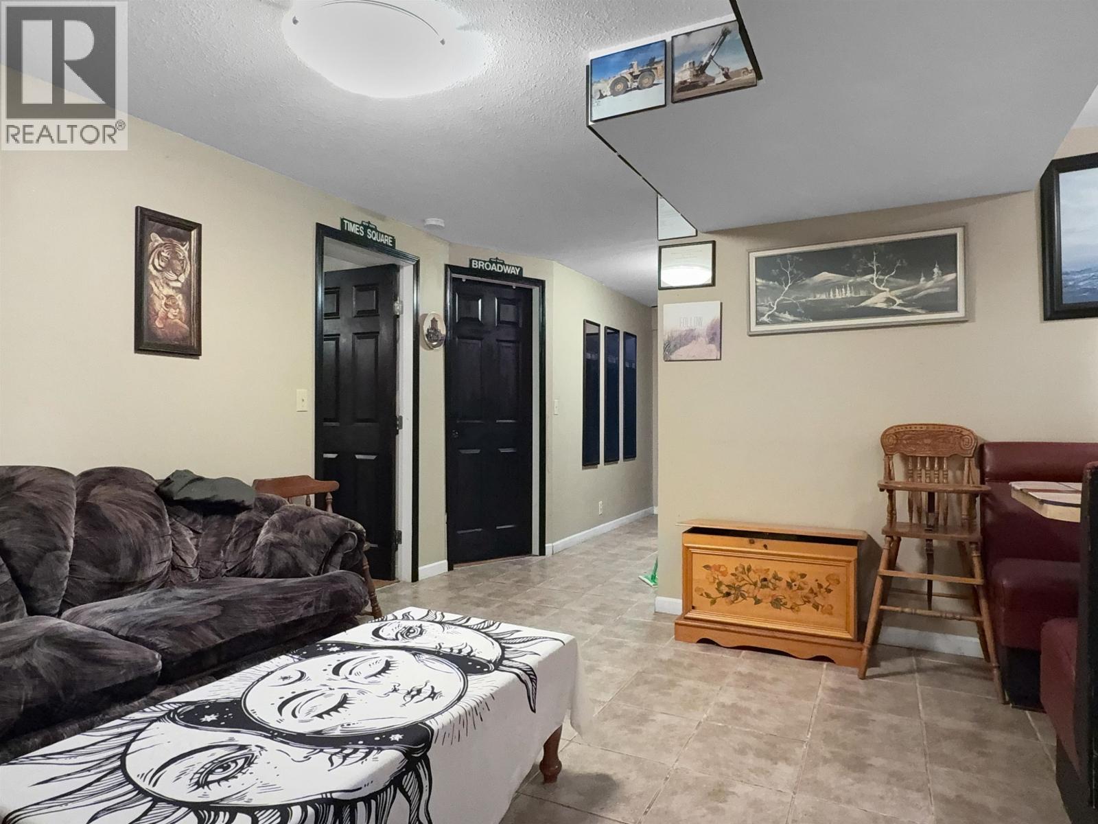 4832 CLARKE AVENUE - Image 20