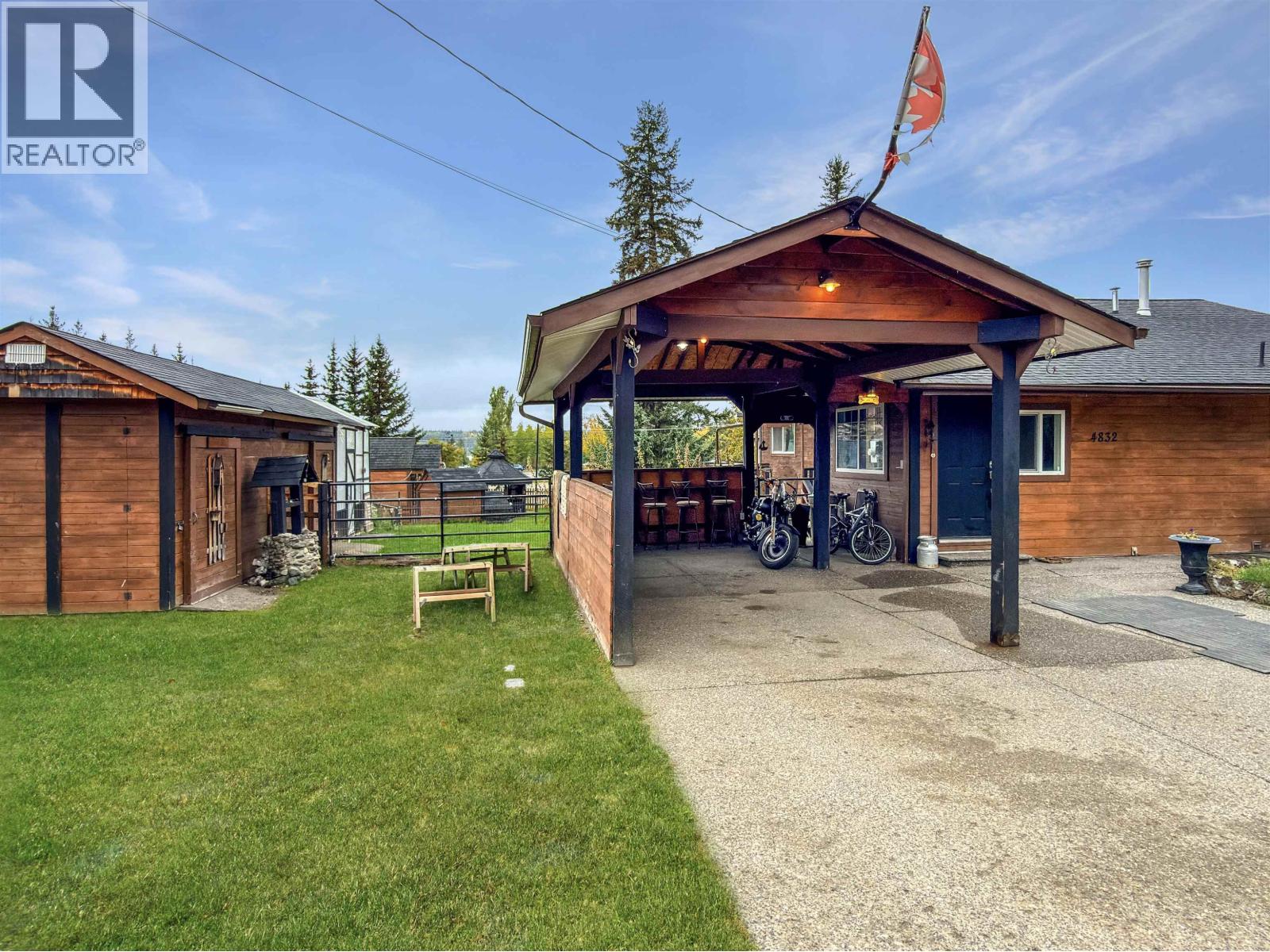 4832 CLARKE AVENUE - 39