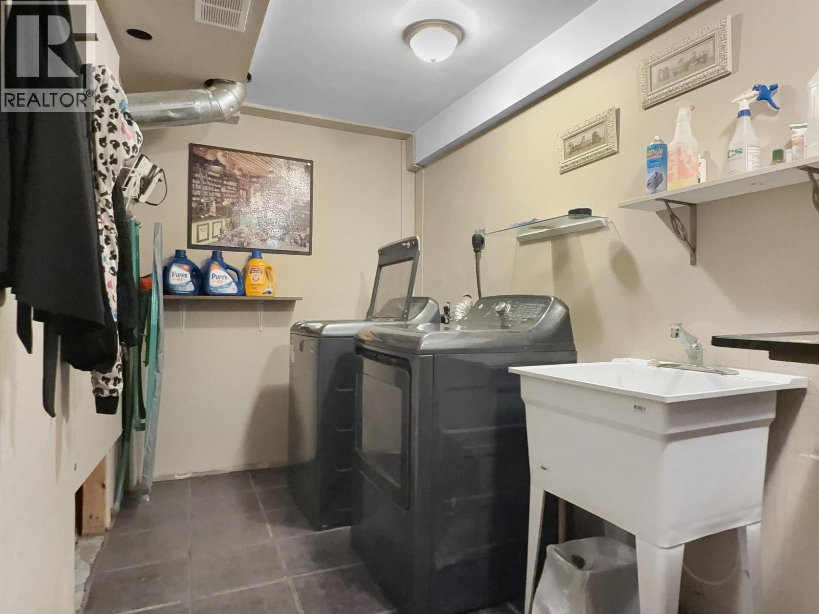 4832 CLARKE AVENUE - 21