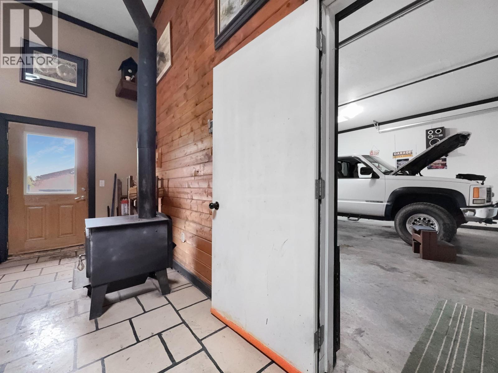 4832 CLARKE AVENUE - 25