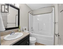 202 Maningas Bend, Saskatoon, SK S7W0P5 Photo 36