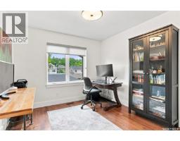 1019a 10th Street E, Saskatoon, SK S7H0H8 Photo 30