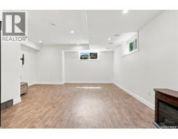 1019a 10th Street E, Saskatoon, SK S7H0H8 Photo 32