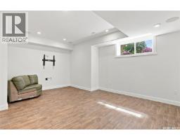 1019a 10th Street E, Saskatoon, SK S7H0H8 Photo 37