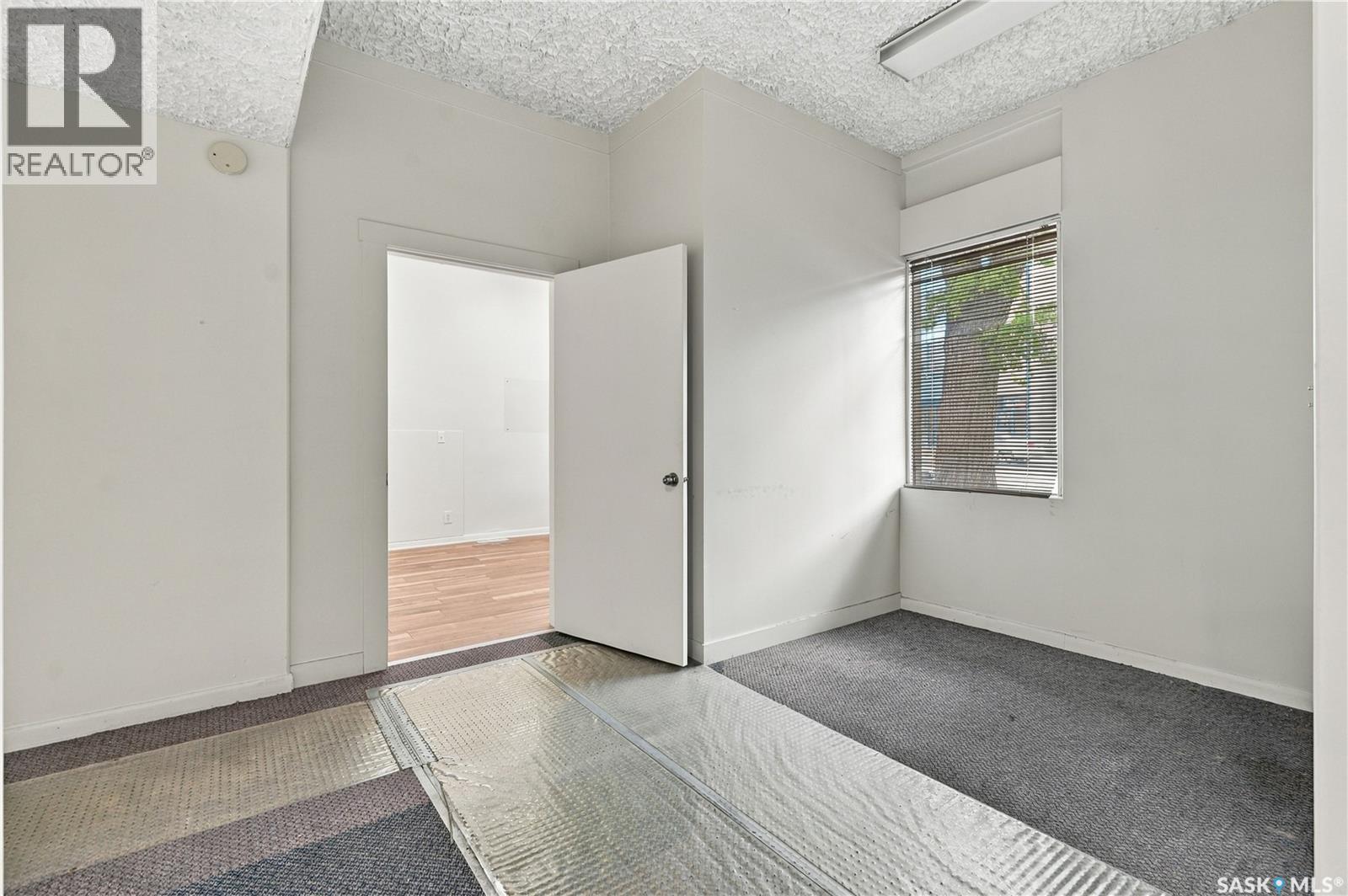 315 20th STREET E, Saskatoon — photo 4