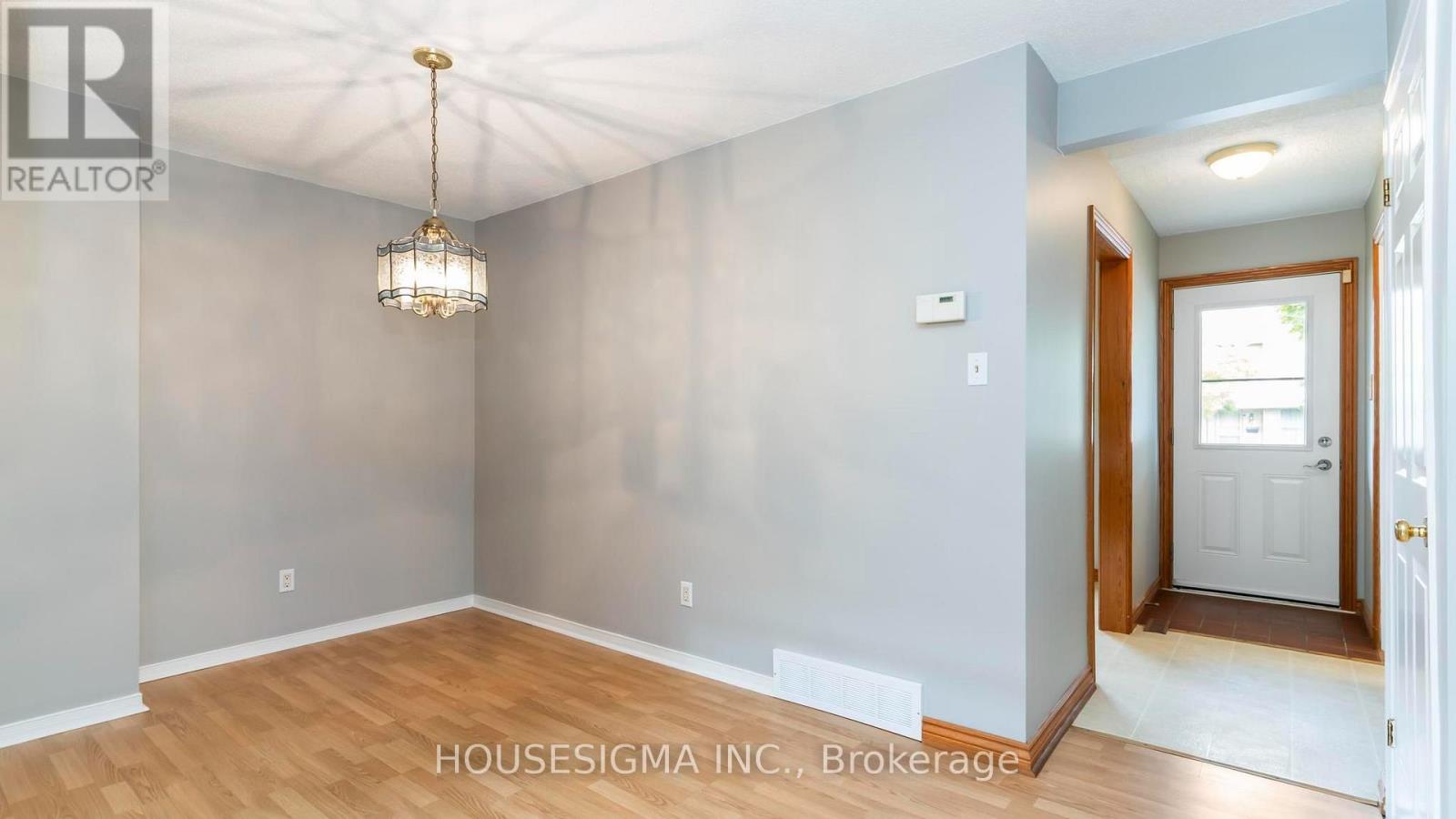 #39 141 CONDOR COURT - 10