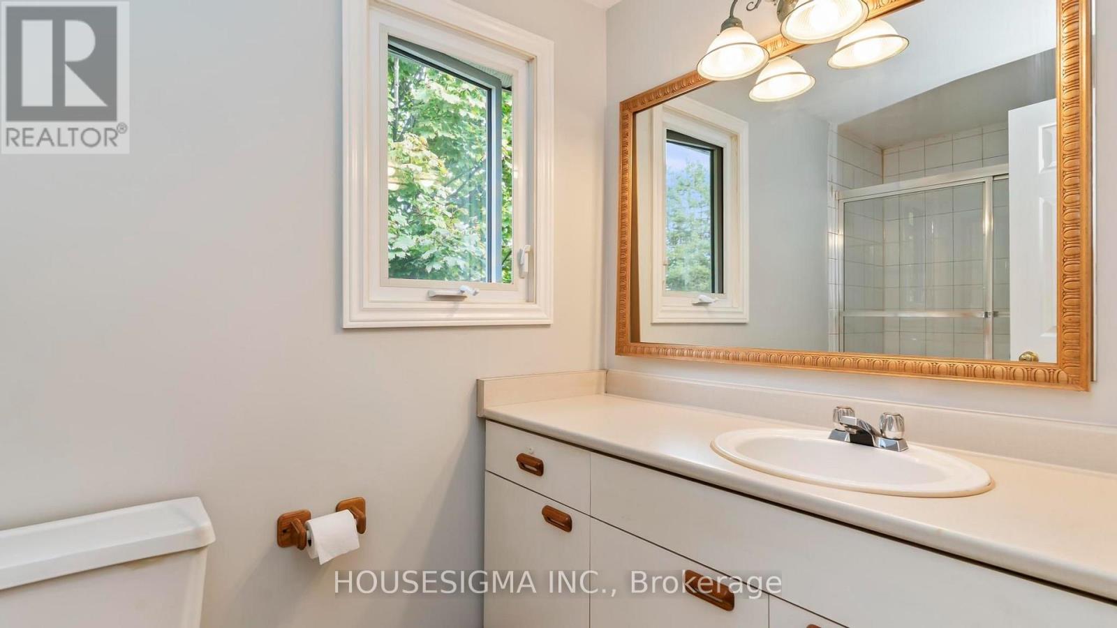 #39 141 CONDOR COURT - Image 18
