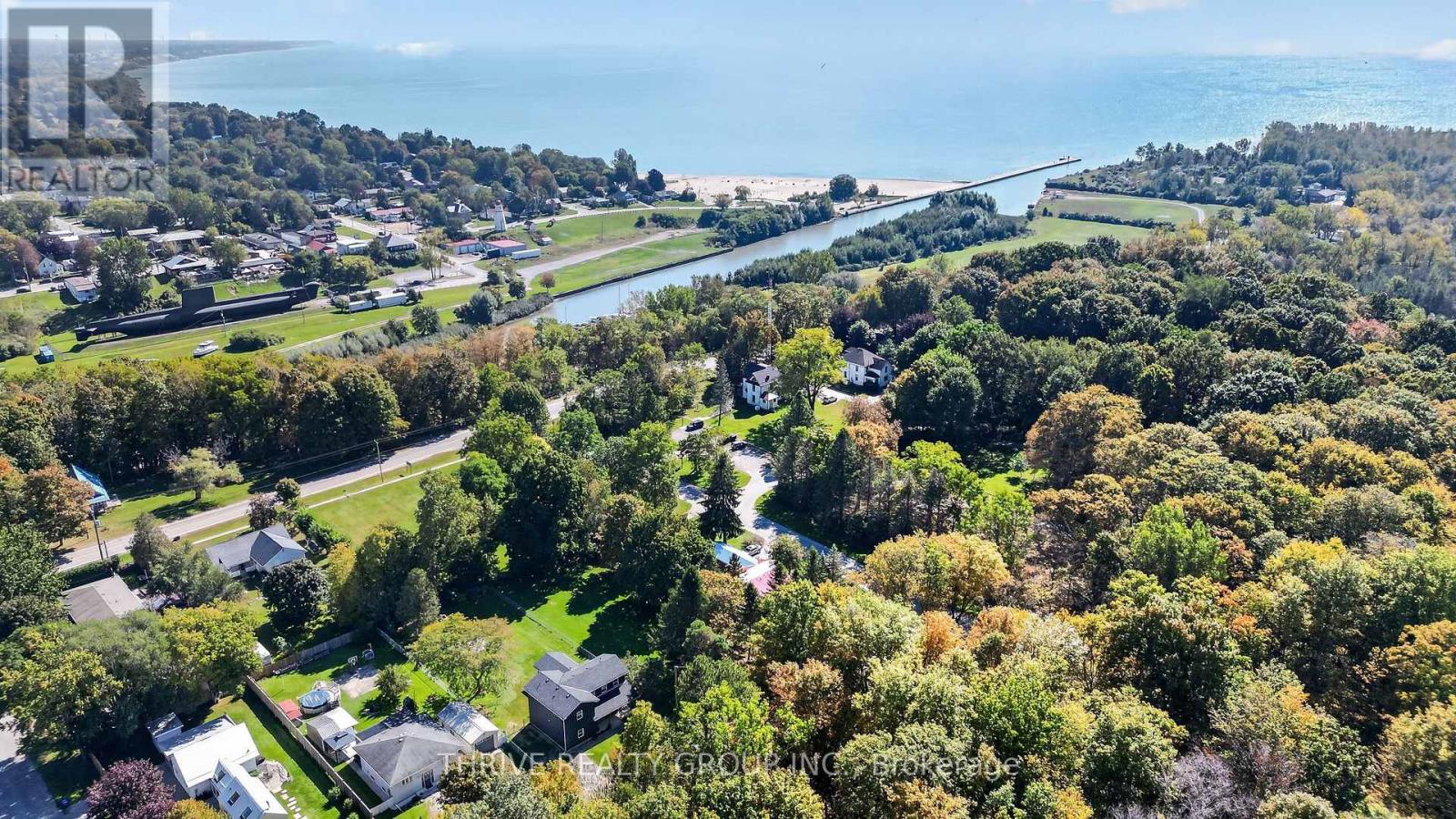 6 ADDISON STREET - Image 35
