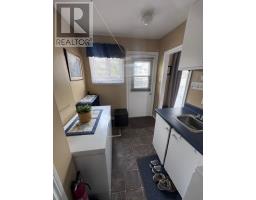 233 Elizabeth Drive thumbnail 22