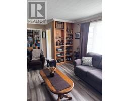 233 Elizabeth Drive thumbnail 23