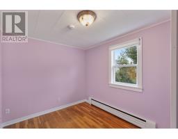 28 Ruth Avenue thumbnail 13