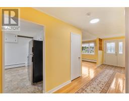 28 Ruth Avenue thumbnail 2