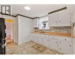 28 Ruth Avenue thumbnail 8