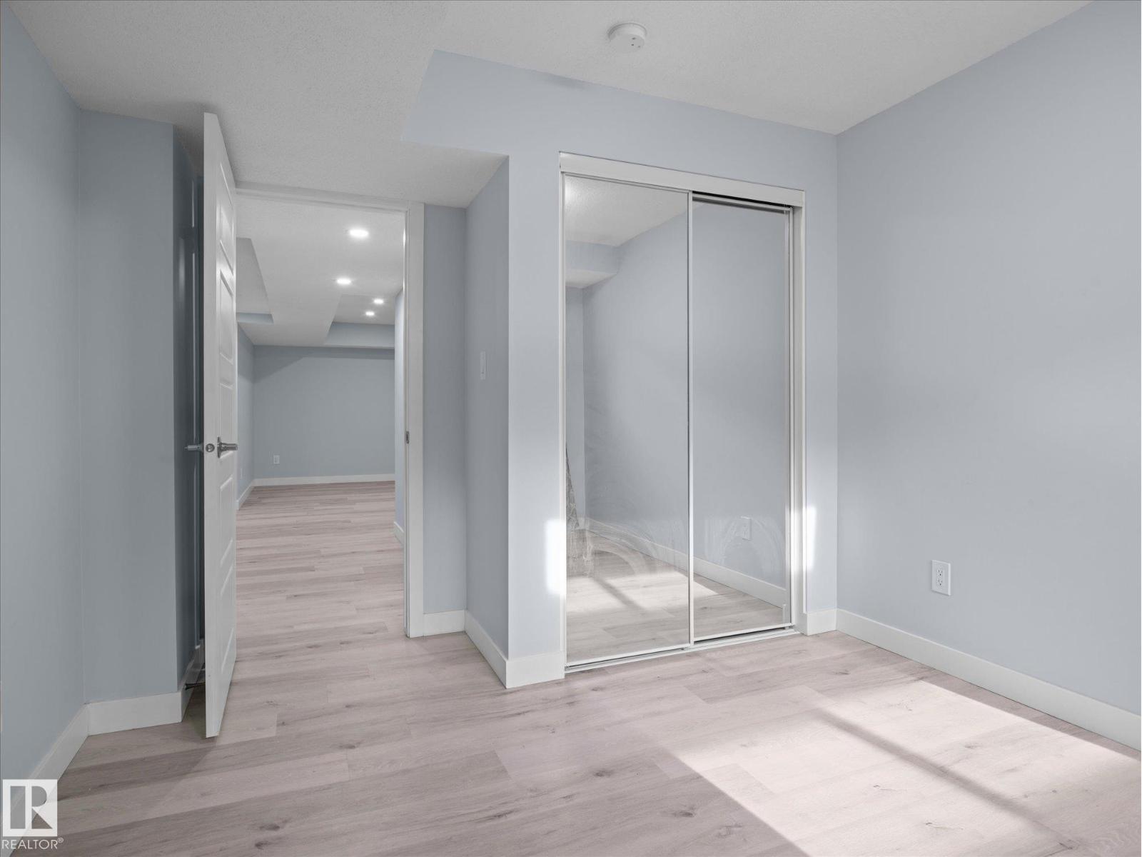 541 PATERSON WY SW - 39